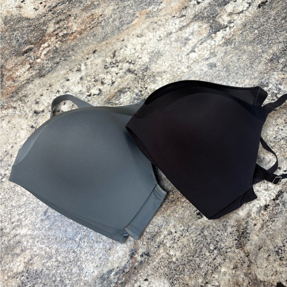 Underoutfit Bras, style 1258 The Satin Grace. Sz L.
